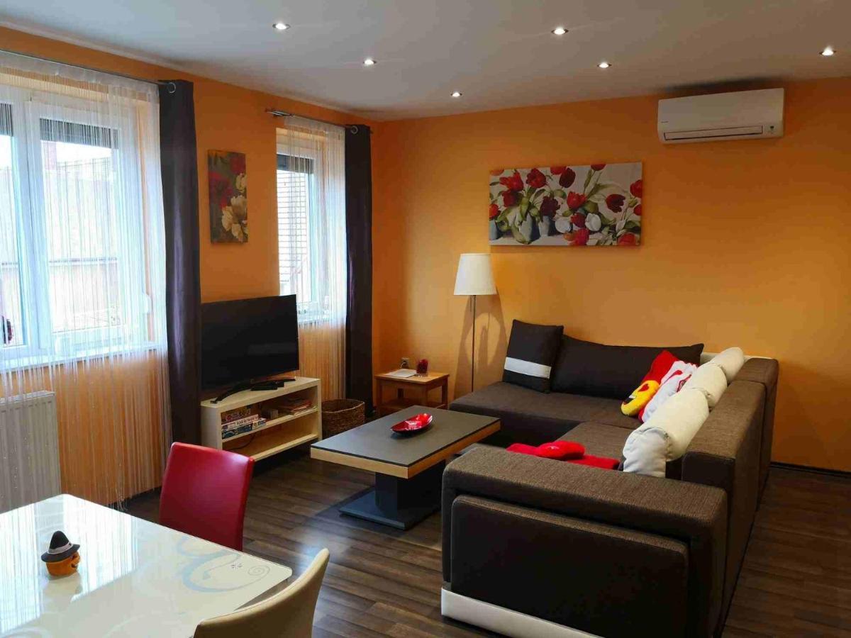 Zafir Sziget Apartman Sárvár 外观 照片