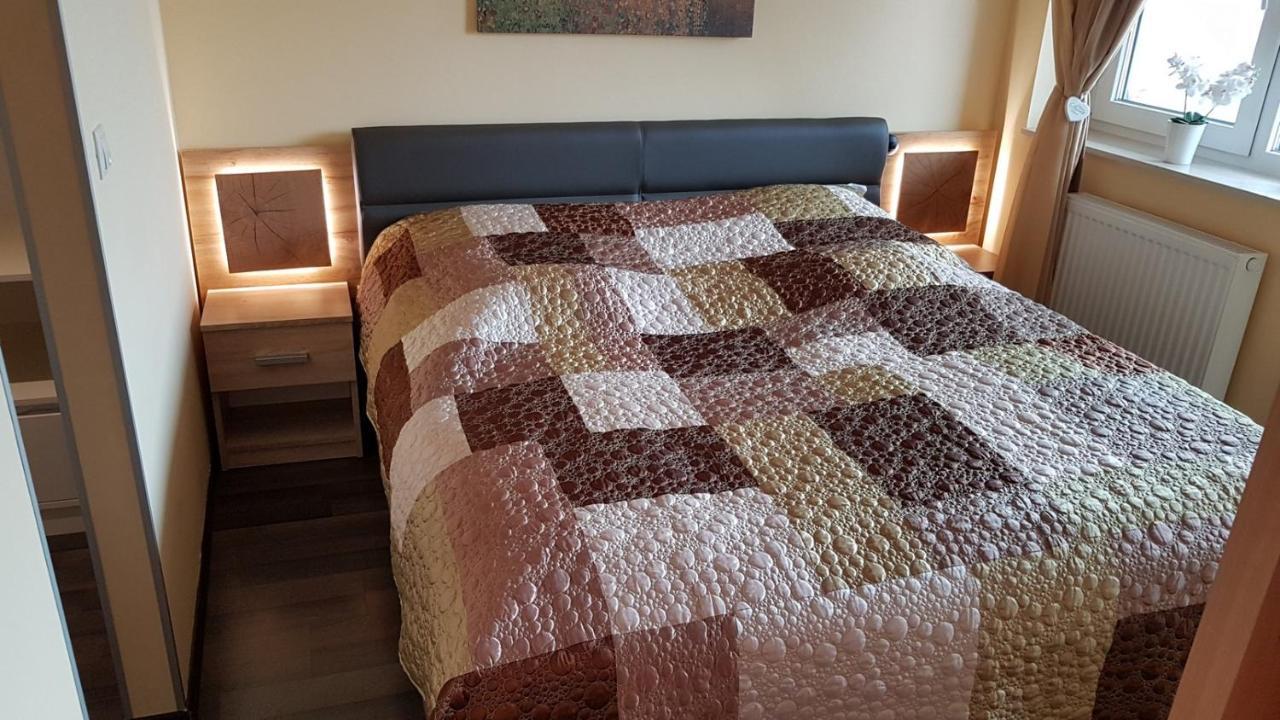 Zafir Sziget Apartman Sárvár 外观 照片