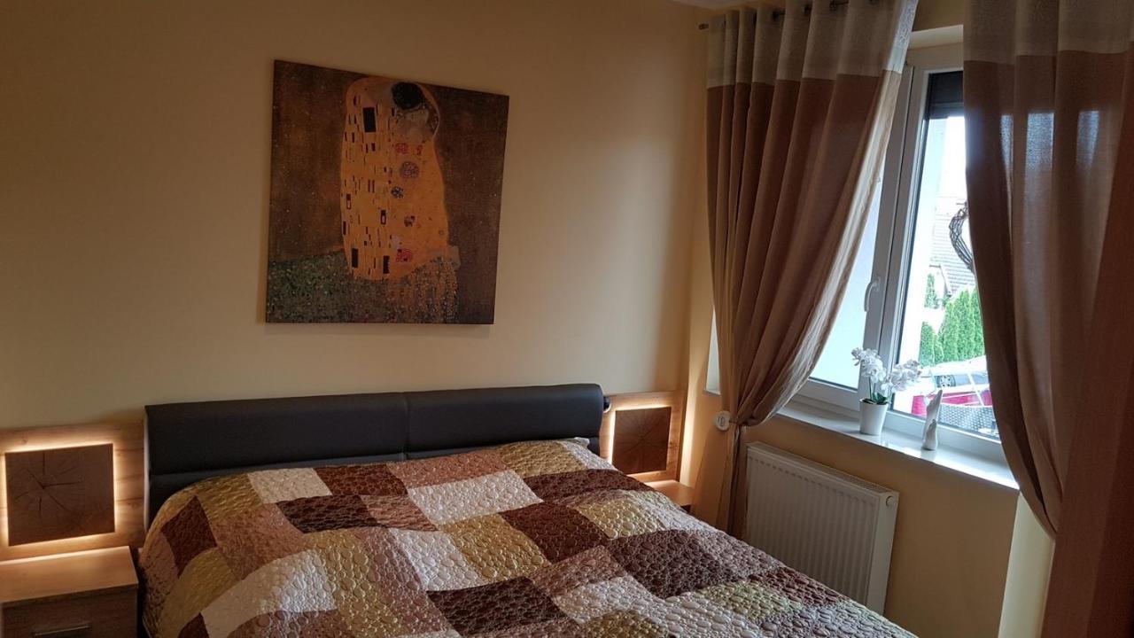 Zafir Sziget Apartman Sárvár 外观 照片
