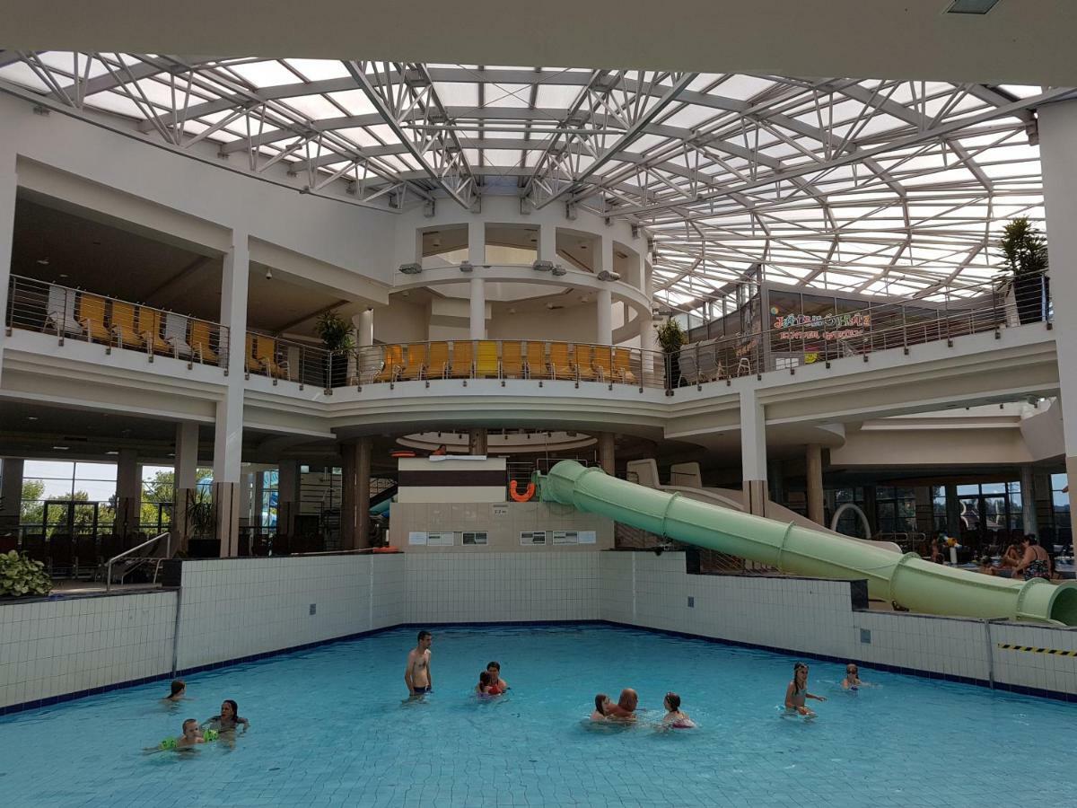 Zafir Sziget Apartman Sárvár 外观 照片